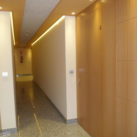 Hotel Estacio (Adults Only) Олот Экстерьер фото