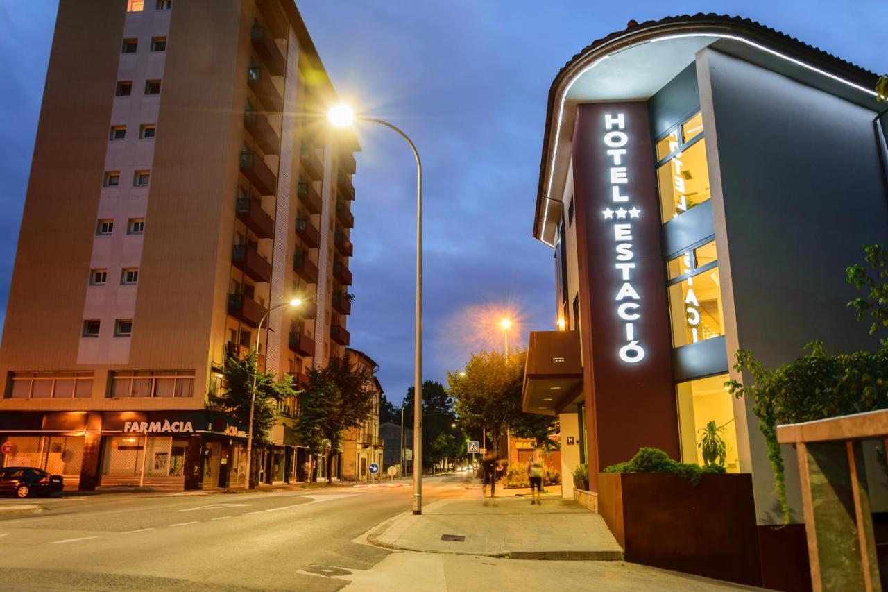 Hotel Estacio (Adults Only) Олот Экстерьер фото